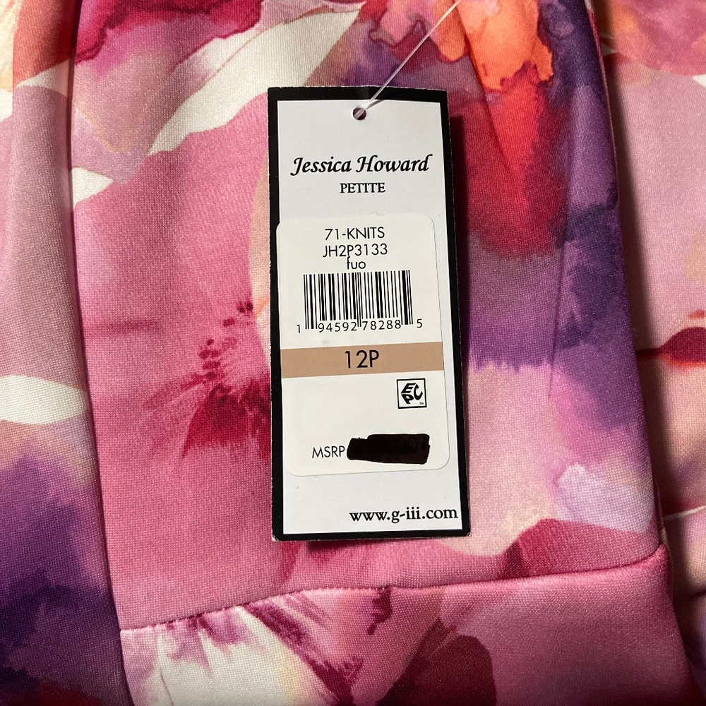 Jessica Howard Petite Floral-Print Fit & Flare Dress - Picture 6 of 6